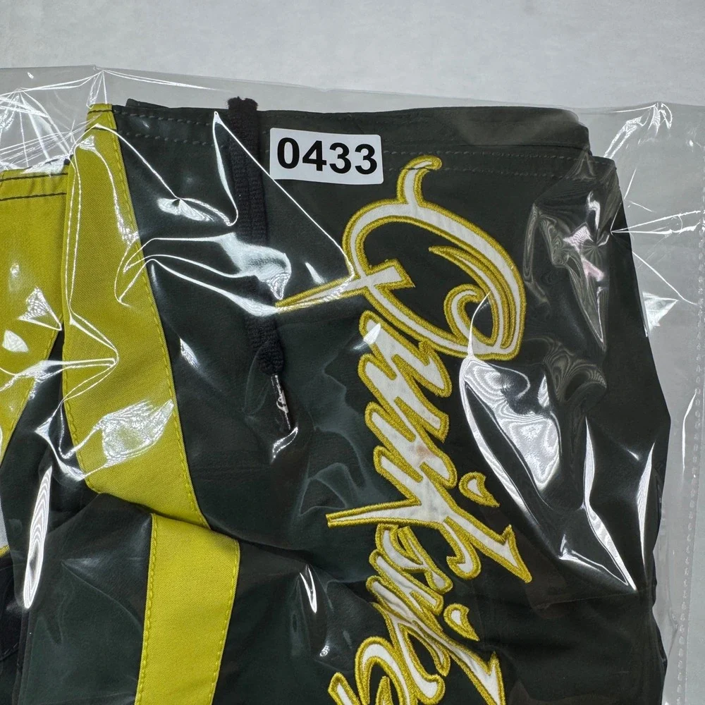 Vintage Quiksilver Boardshorts Mens 36 Olive Green Yellow Surf Swim Y2K Script